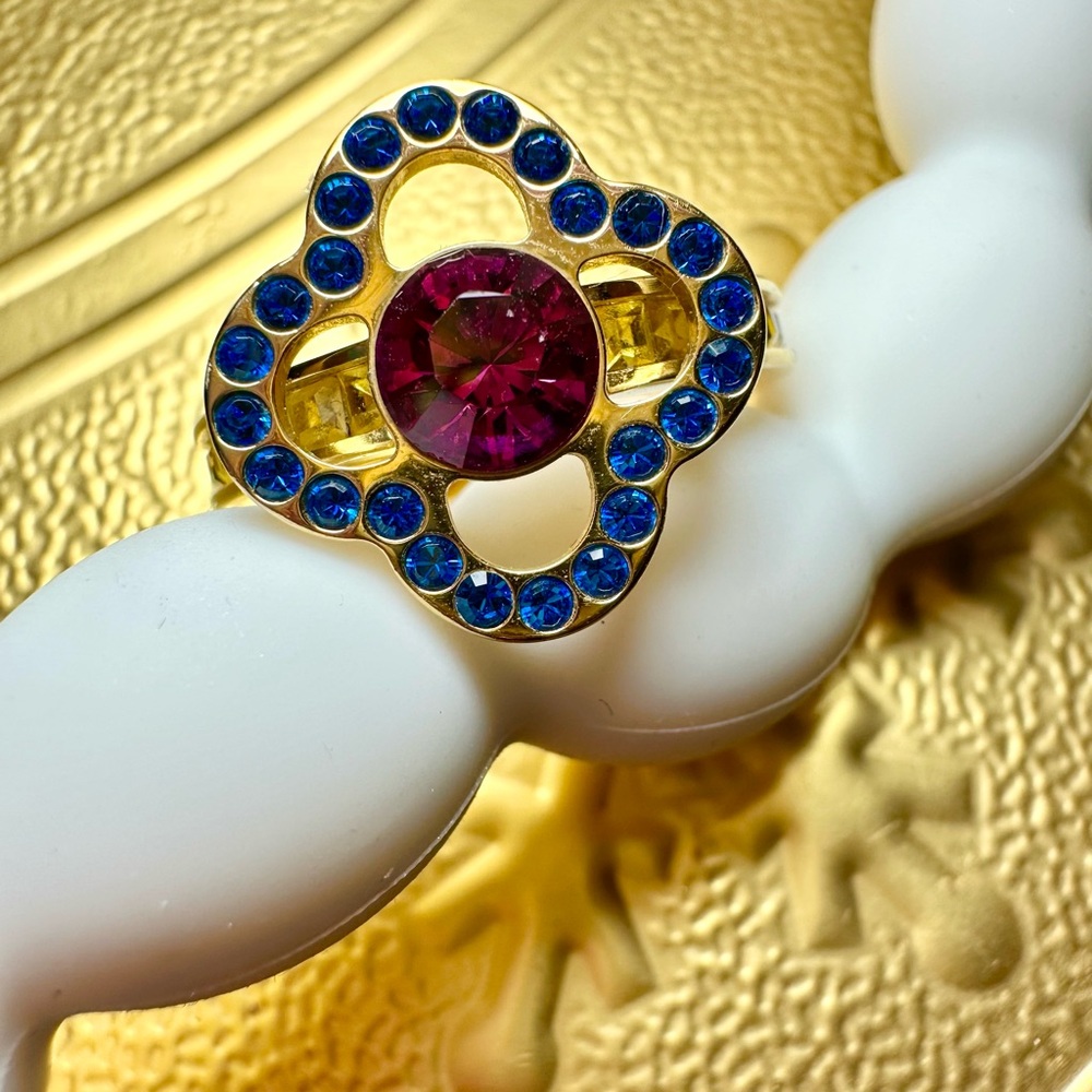 💙Louis Vuitton Blossom Eye Candy ring monogram flower colored crystals size 7.5